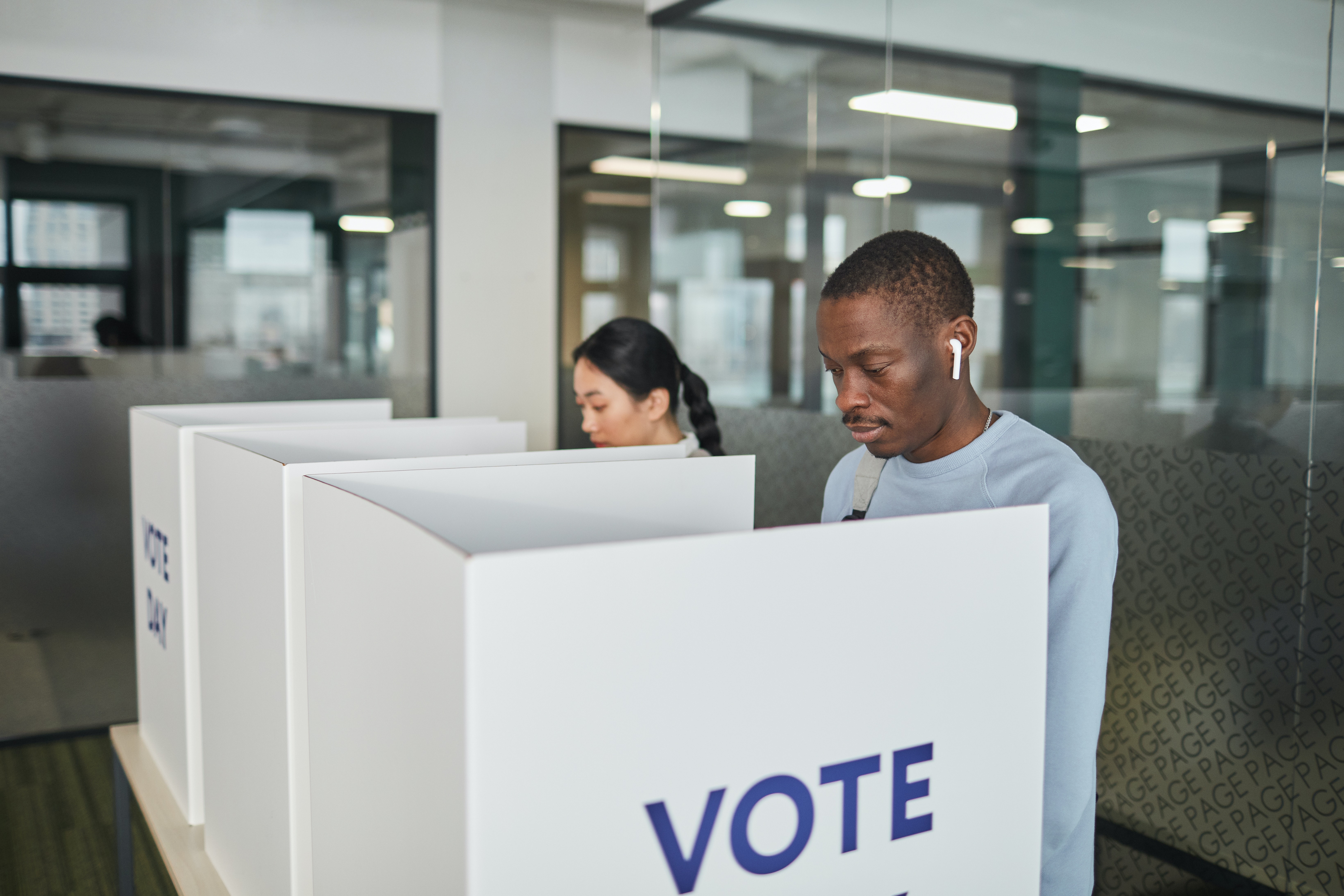 Els llaços com a pretext: una administració electoral del segle XXI?
